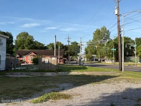 Commercial Land in Lafayette, LA