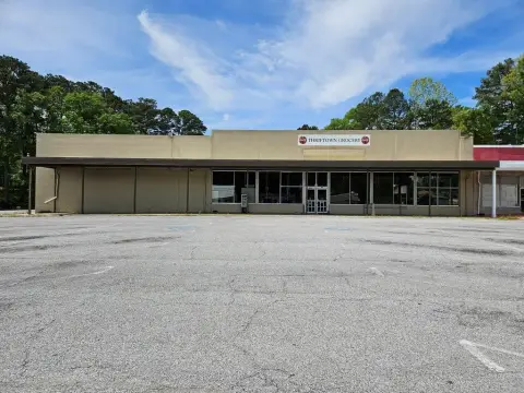 Bremen Commercial Building For Lease