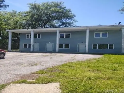 Hot Springs Fourplex Income Opportunity