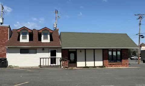 Live-Work Office Building