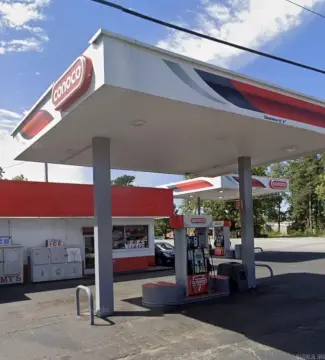 Benton Gas Mart For Sale
