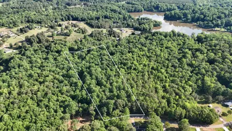 Unrestricted Land with Onsite Power