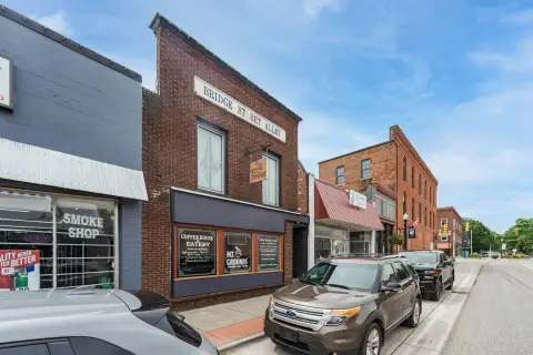 Mixed-Use Property with Upstairs Apartment