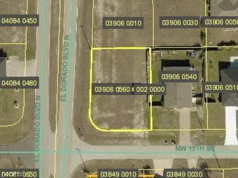 Residential Corner Lot in Cape Coral