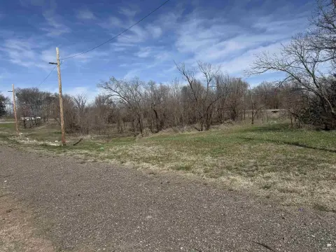 Prime Vacant Lot in Herington