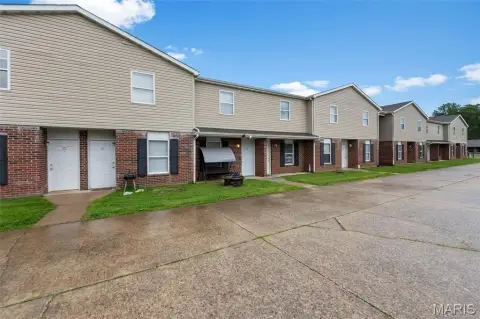 Fully Leased 12-Unit Multifamily Investment