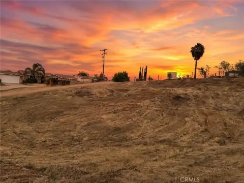 Spacious Land in Growing Menifee
