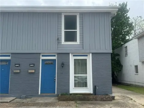 Duplex with Separate Dens
