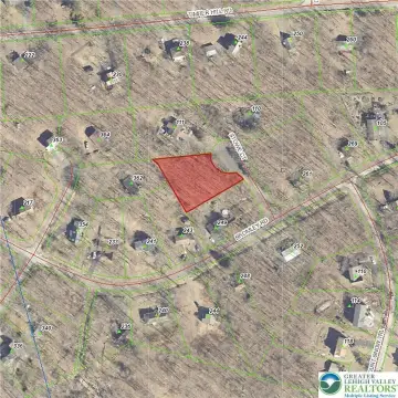 Poconos Wooded Lot in Timber Hills