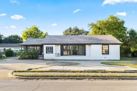 Richland Hills Office Building Opportunity