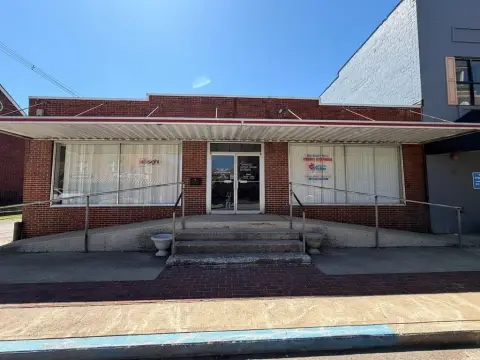 Commercial Building with Loading Dock