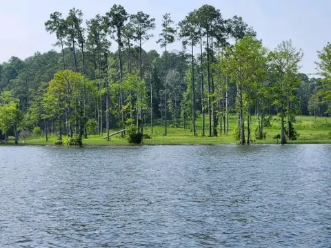 Lakefront Lot in Eagles Landing