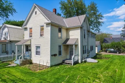 Triplex on Corner Lot