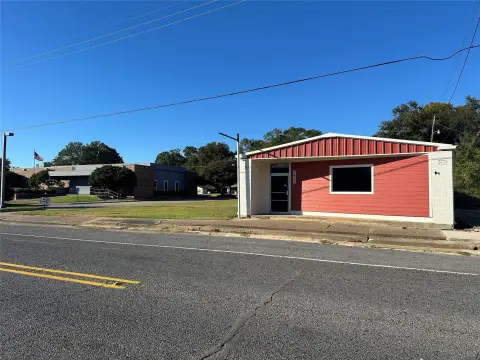 Freestanding Flex Building