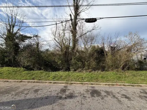 Land For Sale in Newnan