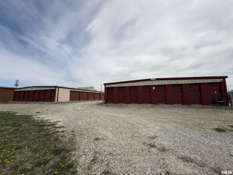 Canton, IL Storage Units