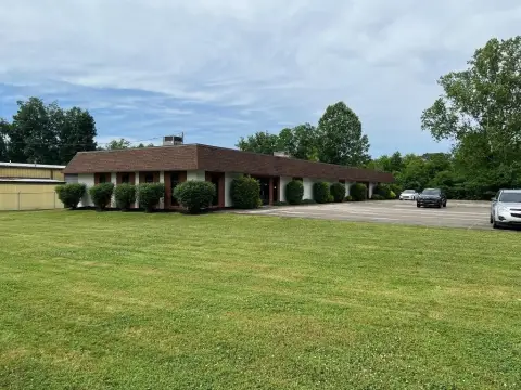 Ona Office Space Available