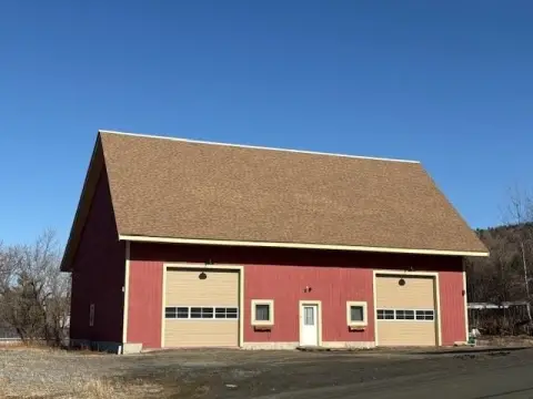 Warehouse with Overhead Doors