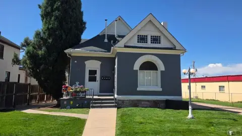 Well-Maintained 4-Plex with Off-Street Parking