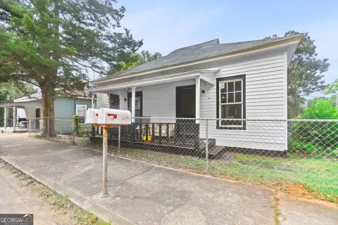 2-Unit Duplex with Tenant