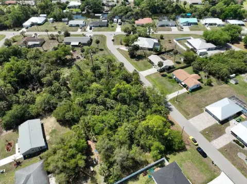 Vacant Lot in Established Community