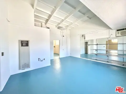 North Hollywood Live/Work Compound