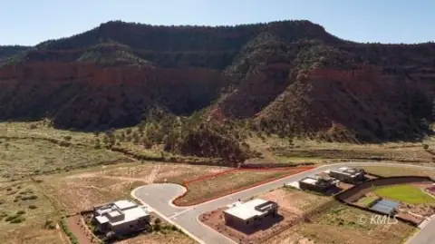Large Lot with Vermillion Cliffs View