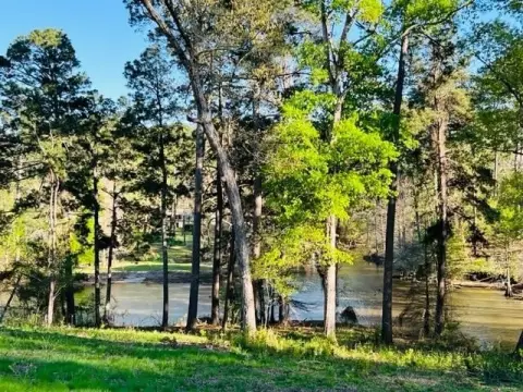Waterfront Lot in Whitetail Ridge