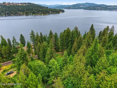 Secondary Waterfront Homesite with Boat Slip