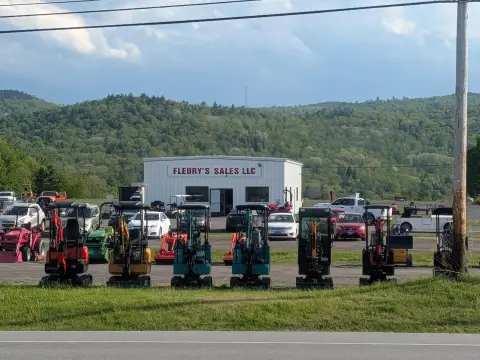 Three-Bay Auto Shop on Acreage