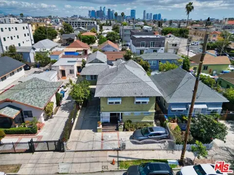 Four-Unit Apartment in Koreatown