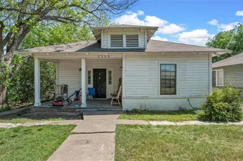 Waco Duplex with Solid History