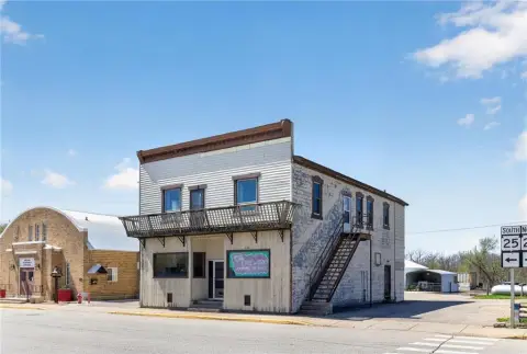 Mixed-Use Property in Downtown Nelson