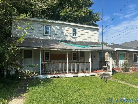 Duplex Requiring Renovation