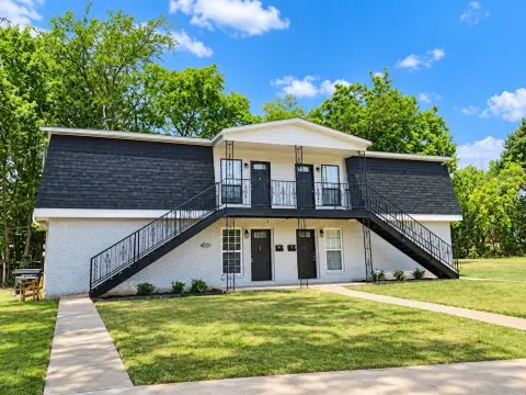Two-Story Fourplex