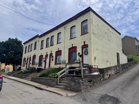 Five-Unit Apartment Building