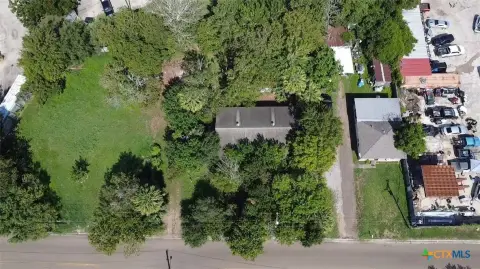 Commercial Land in Central Location