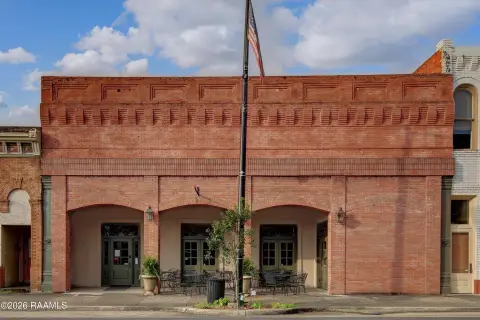 Historical Downtown Building For Lease