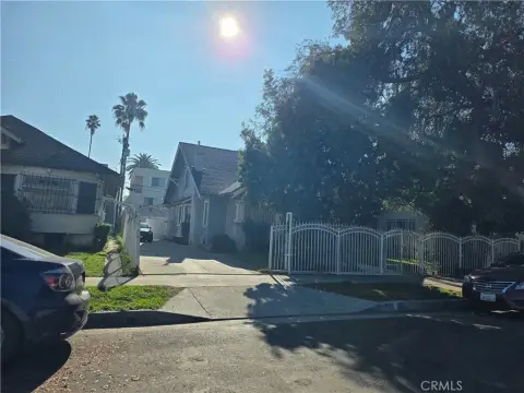 Los Angeles Duplex Investment Opportunity