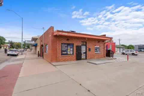 Liquor Store on Corner Lot