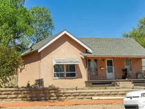 Income-Producing Duplex in La Junta
