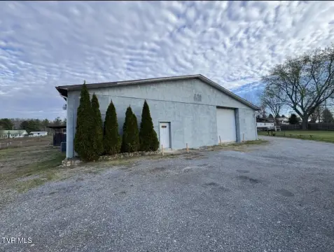 Versatile Commercial Property on 2.77 Acres