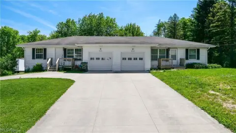 Streetsboro Duplex: Investment Opportunity