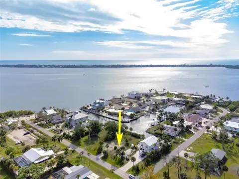 Waterfront Land in Old Englewood