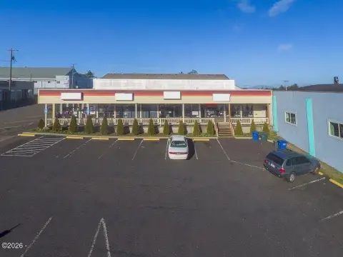 Four-Unit Corner Retail Building