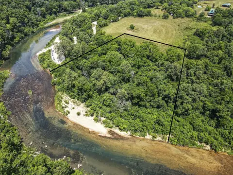 North Fork Riverfront Recreational Land