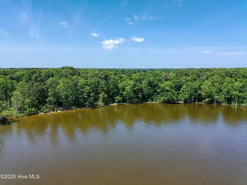 Waterfront Acreage in Hertford, NC