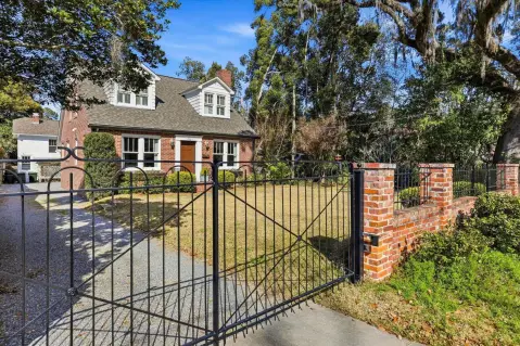 Midtown Multi-Family Income Opportunity