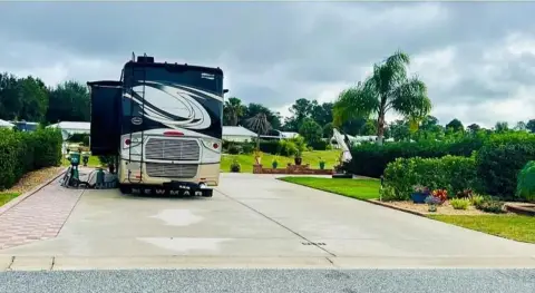 Florida Grande Motor Coach Resort Oasis