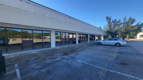Adaptable Commercial Space in Bartlett